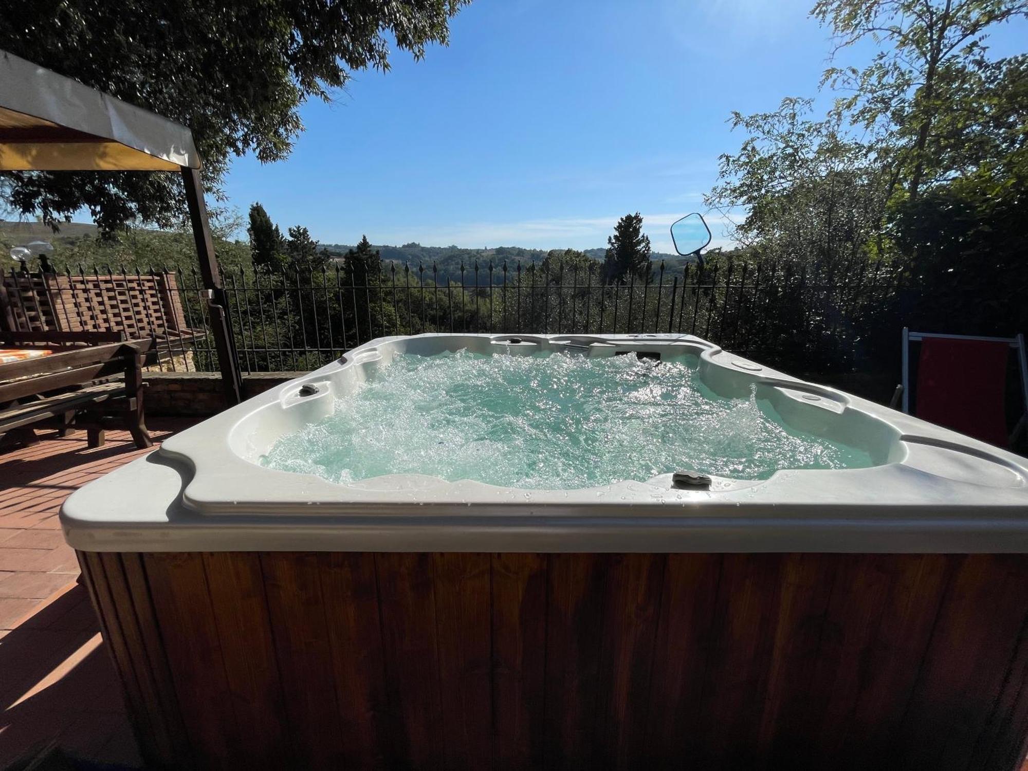 Intero Appartamento Con Private Pool E Jacuzzi Podere Settefrati Монтайоне Екстериор снимка